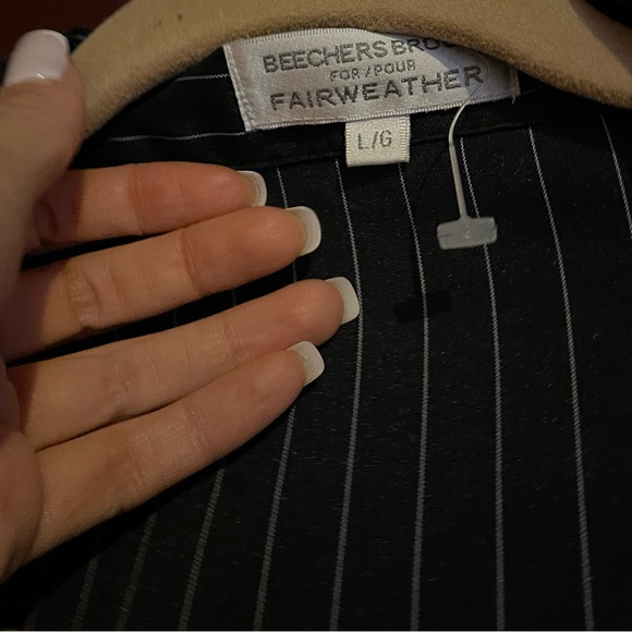 FAIRWEATHER Black Blouse - Picture 2 of 2